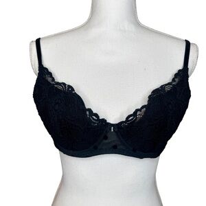 Intimissimi Black Lace Bra and Panty set. Size 38B bra and Small panty